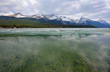 Maligne Gölü - Jasper National Park, Alberta, Kanada