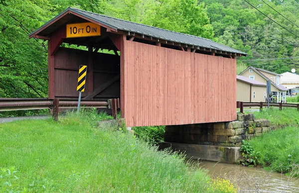 Covered Bridge Fish Creek West Virginia — Stock Photo, Image