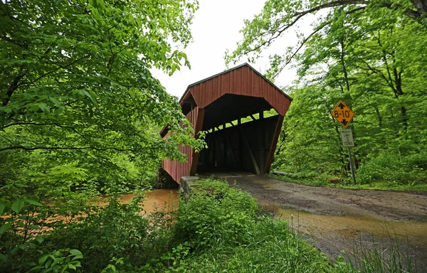 Fletcher Überdachte Brücke Wald West Virginia — Stockfoto