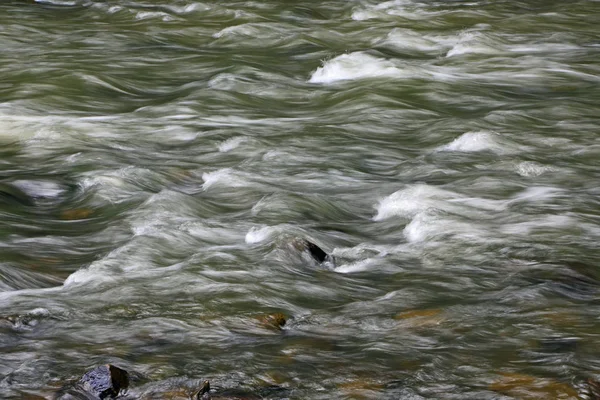 흐르는 브러시 크리크 웨스트버지니아주 — 스톡 사진