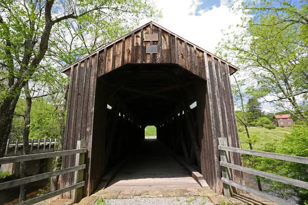 Looking Locust Creek Covered Bridge 1870 West Virginia — Stock Photo, Image