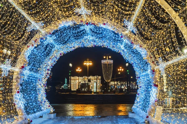 Weihnachten Moskau Lichttunnel Auf Twerskoy Boulevard Blick Auf Den Puschkin — Stockfoto