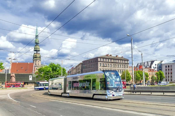 Riga Latvia June 2017 Modern Tram Old Streets Riga Backdrop — Stock Photo, Image