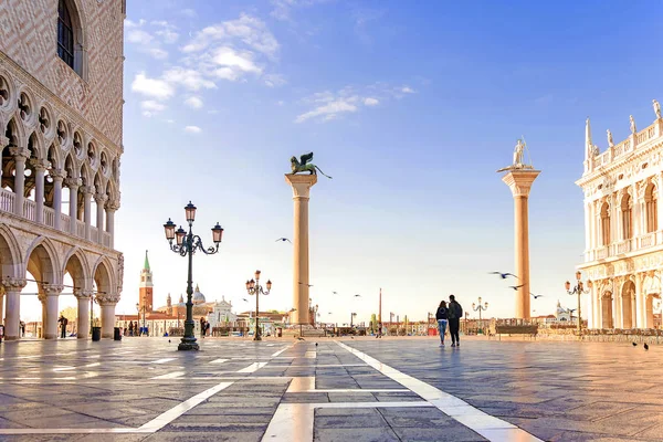 Venecia, Italia. Mañana en Venecia. Plaza San marco — Foto de Stock