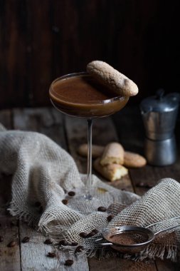 baileys ve kahve ile kokteyl, seçici odak