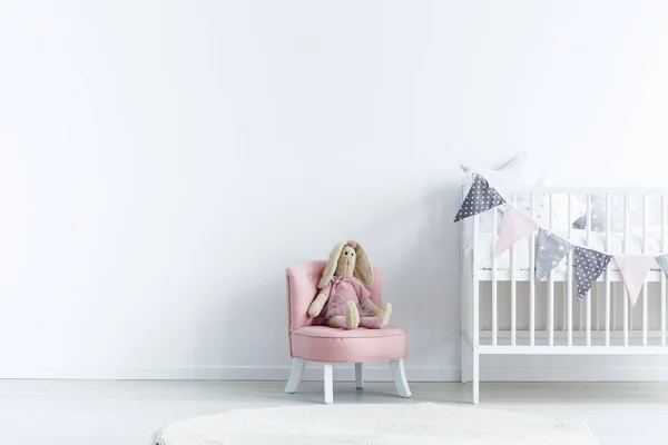 Empty Wall Next Chair Rabbit Crib Triangles Rope Baby Room — Stock Photo, Image