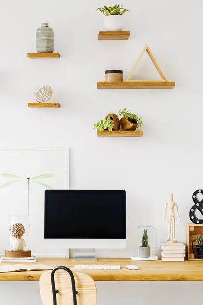 Empty Screen Computer Wooden Desk Shelves Decorations Wall Place Your — Stock Photo, Image