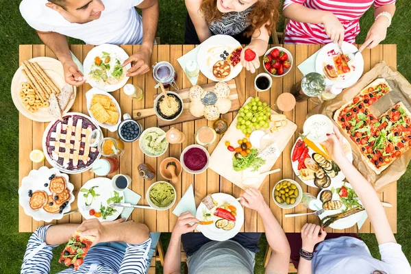 Top View Στο Τραπέζι Υγιή Τρόφιμα Κατά Διάρκεια Συνάντησης Των — Φωτογραφία Αρχείου