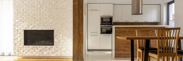 Real Photo White Open Space Kitchen Interior Two Ovens Wooden — Stock Photo, Image