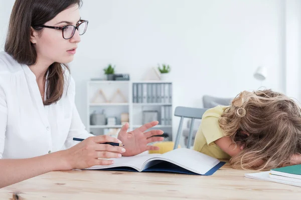 Tutor Trying Talk Her Angry Pupil Private Lesson — Stock Photo, Image