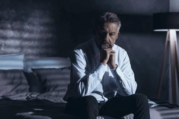 Stressed Depressed Man Sitting Alone Dark Problem — Stock Photo, Image