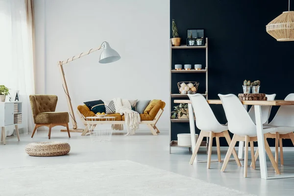 Chairs Dining Table White Black Apartment Interior Pouf Lamp Settee — Stock Photo, Image