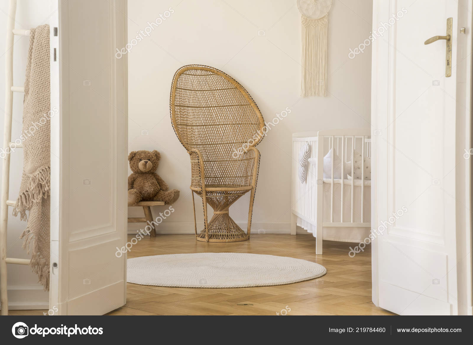 Cadeira Vime Pavao Interior Quarto Bebe Branco Com Berco