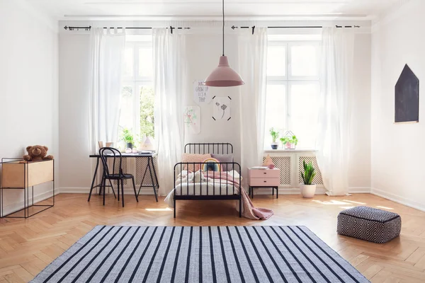Striped Carpet Pink Lamp Teenager Room Interior Bed Next Desk — Stock Photo, Image