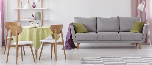 Real Photo White Living Room Interior Grey Sofa Cushions Table — Stock Photo, Image