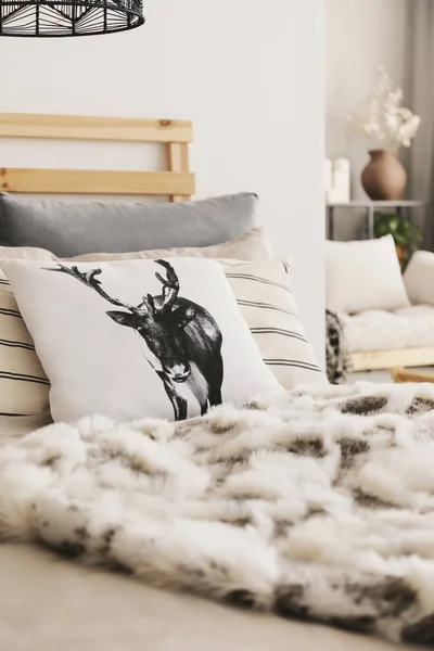 Real Photo Close Bed Reindeer Cushion Many Pillows Fur Coverlet — Stockfoto