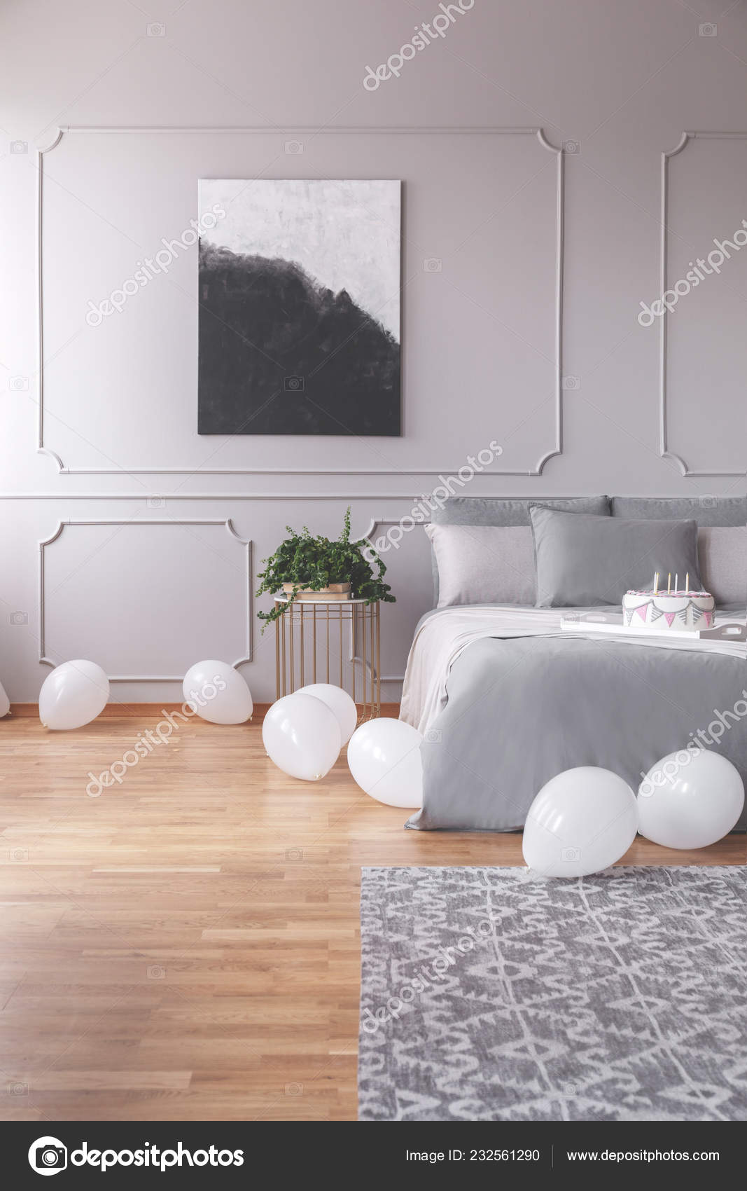 Real Photo Balloons Painting Wall Double Bed Elegant Bedroom