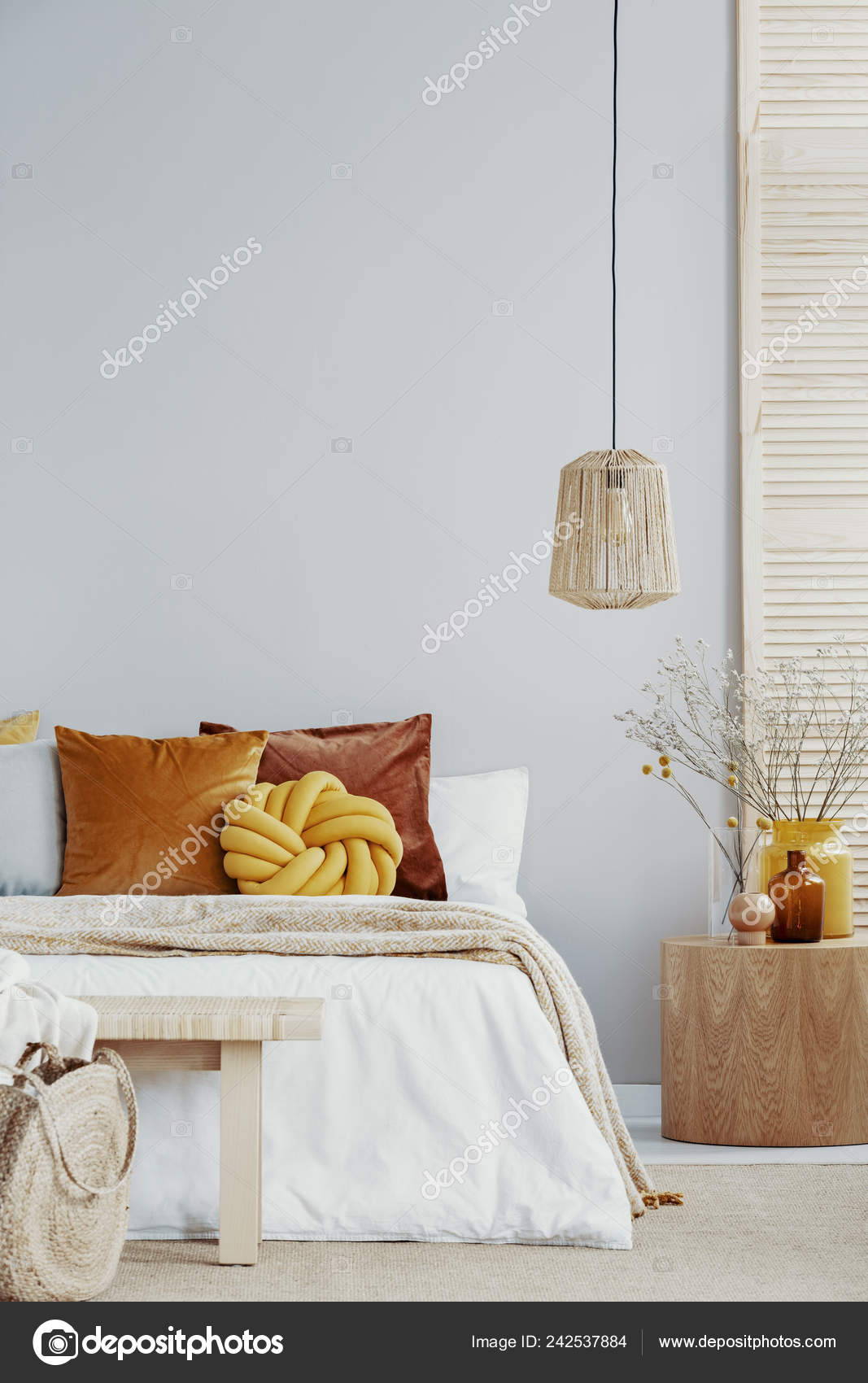 Natural Style Bedroom Decorations Yellow Orange Color