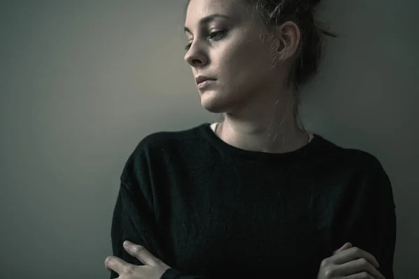 Retrato Jovem Triste Com Transtorno Ansiedade Anorexia Conceito Solidão — Fotografia de Stock