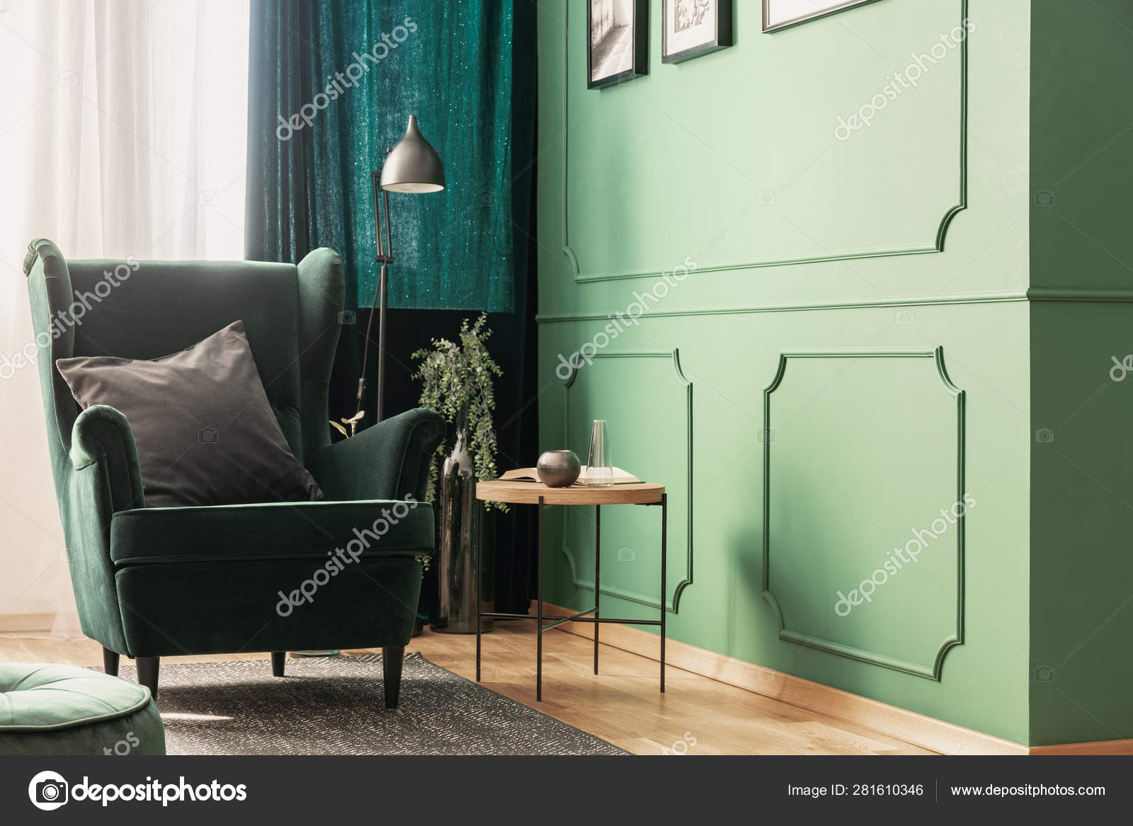 Dark green reading chair hot sale