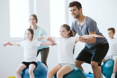 Fiziksel eğitim üzerine pilates