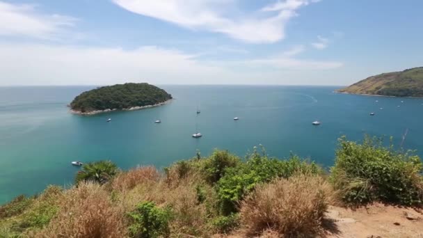 Tengeri táj a trópusi szigeten Phuket, Thaiföld — Stock videók