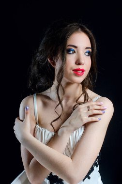 bir düğün görüntüde güzel kız