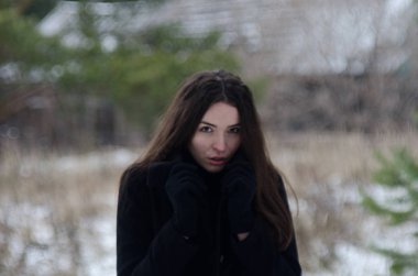 Parktaki güzel kız.