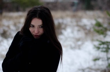 Parktaki güzel kız.