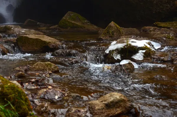 Bela Água Montanha Inverno — Fotografia de Stock