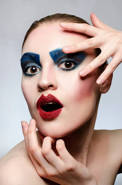 Hermosa Chica Maquillaje Estudio — Foto de Stock