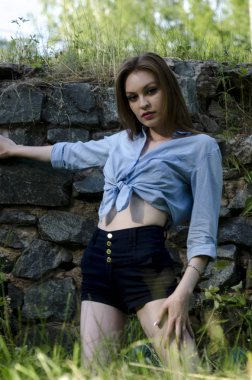 Parktaki güzel kız.