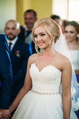 Gelin vermek kilisenin aşk yemini