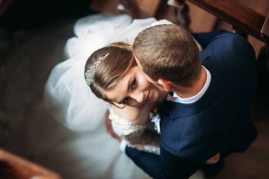 Gelin ve süpürge kıçlı vakit