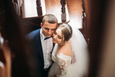 Gelin ve süpürge kıçlı vakit