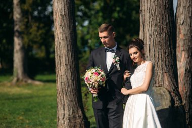 Düğünden sonra mutlu gelin ve damat