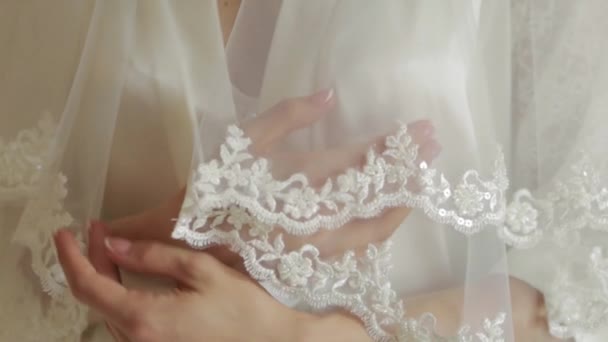 Gyönyörű menyasszony dresset az esküvői ruha a szállodában. Szőke haj nő. Videóinak — Stock videók