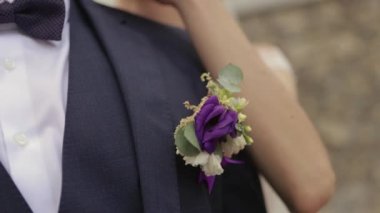 Damat ve gelin closeup görünümü. Güzel çift. Yeni evli