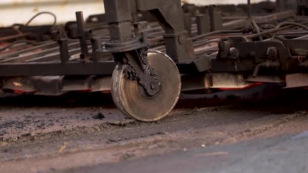 Machines de recyclage à chaud fonctionnant sur la route — Video