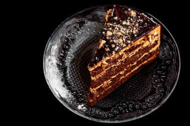 bir fincan çay, kamera, tarçın, baharat, kek, süt ile masada pişirme