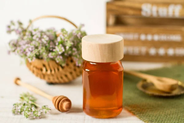 Thyme Honey Jar Flowers White Wooden Background — Stock Photo, Image