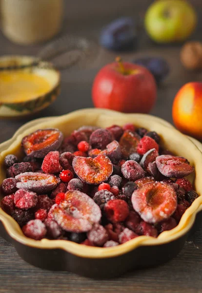 Tarte Aux Fruits Rouges Automne Maison Dans Une Assiette Tarte — Photo