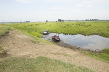 All - arazi araçları turist. ATV üzerinde