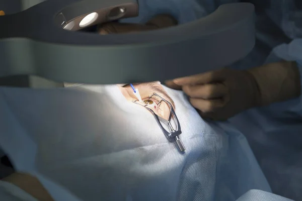 Laser Surgery Vision Correction Cataract Removal — Stock Photo, Image