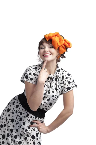 Uma Menina Vestido Verão Feito Pano Bolinhas Arco Cabelo Dançando — Fotografia de Stock