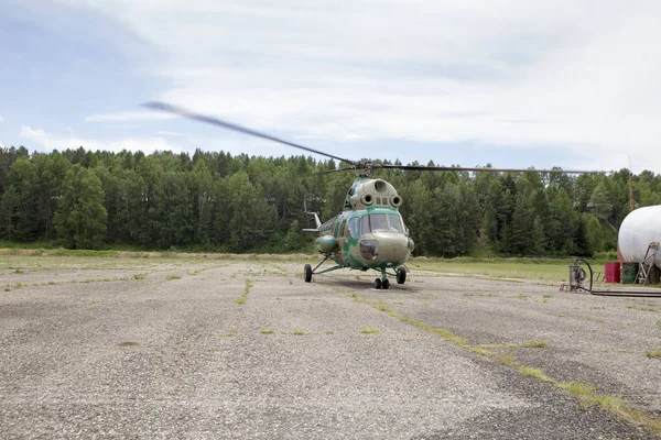 Bir helikopter kokpit görüntülemek — Stok fotoğraf