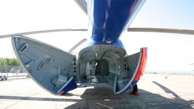 Kargo helikopteri gövdesi