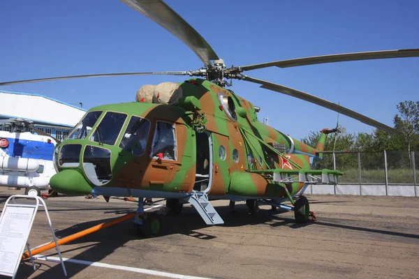 Russian helicopters at the factory site — Stock Photo, Image