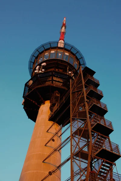 Der Sendeturm Auf Bantiger Bern Schweiz Hat Eine Treppe Und — Stockfoto