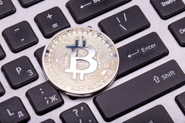 Klavye gümüş bitcoin